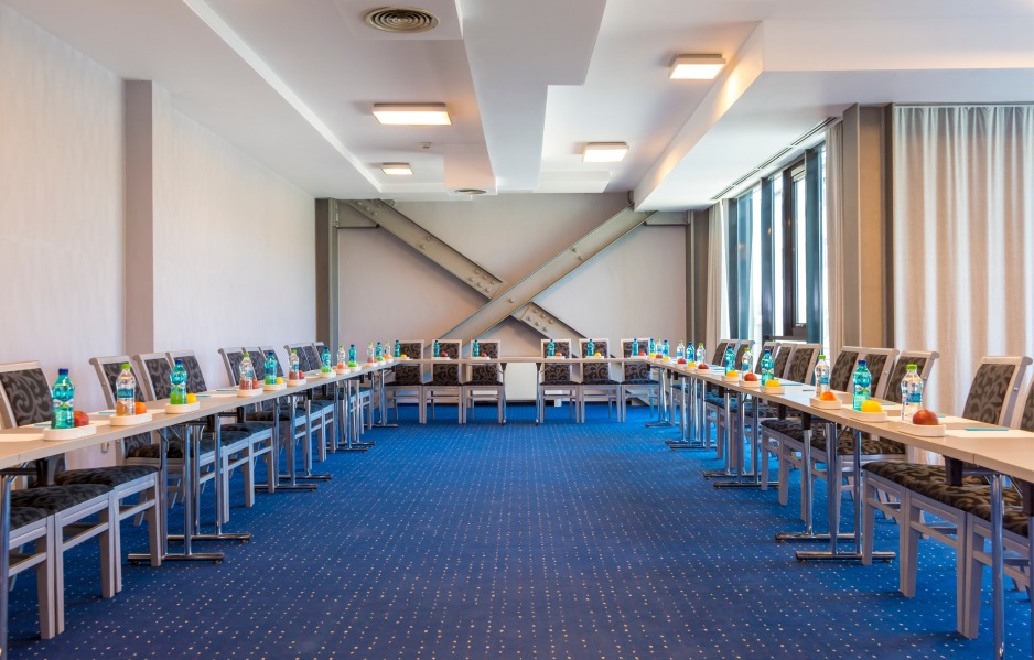 sala-de-conferinte-blue-sky-west-city-hotel